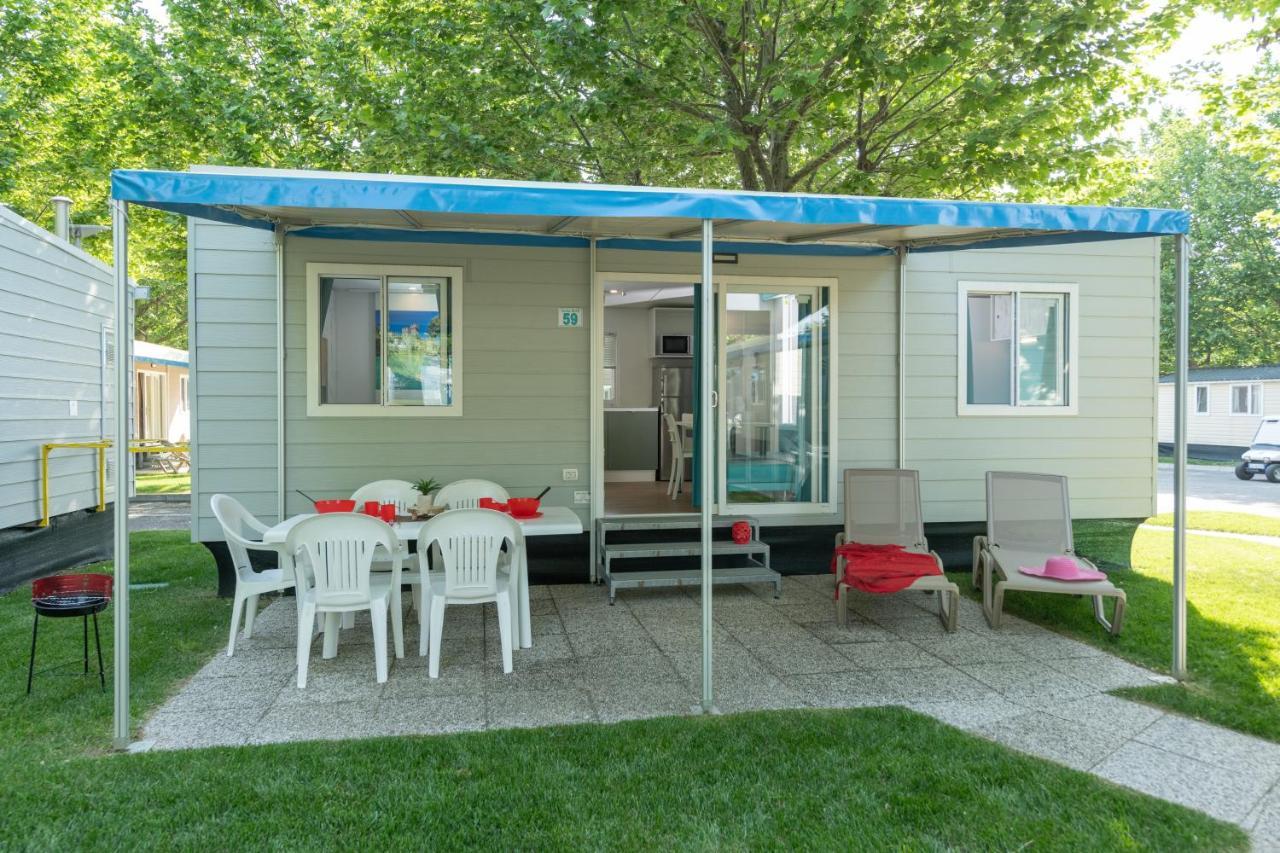 דסנזאנו דל גארדה San Francesco Camping Village מראה חיצוני תמונה