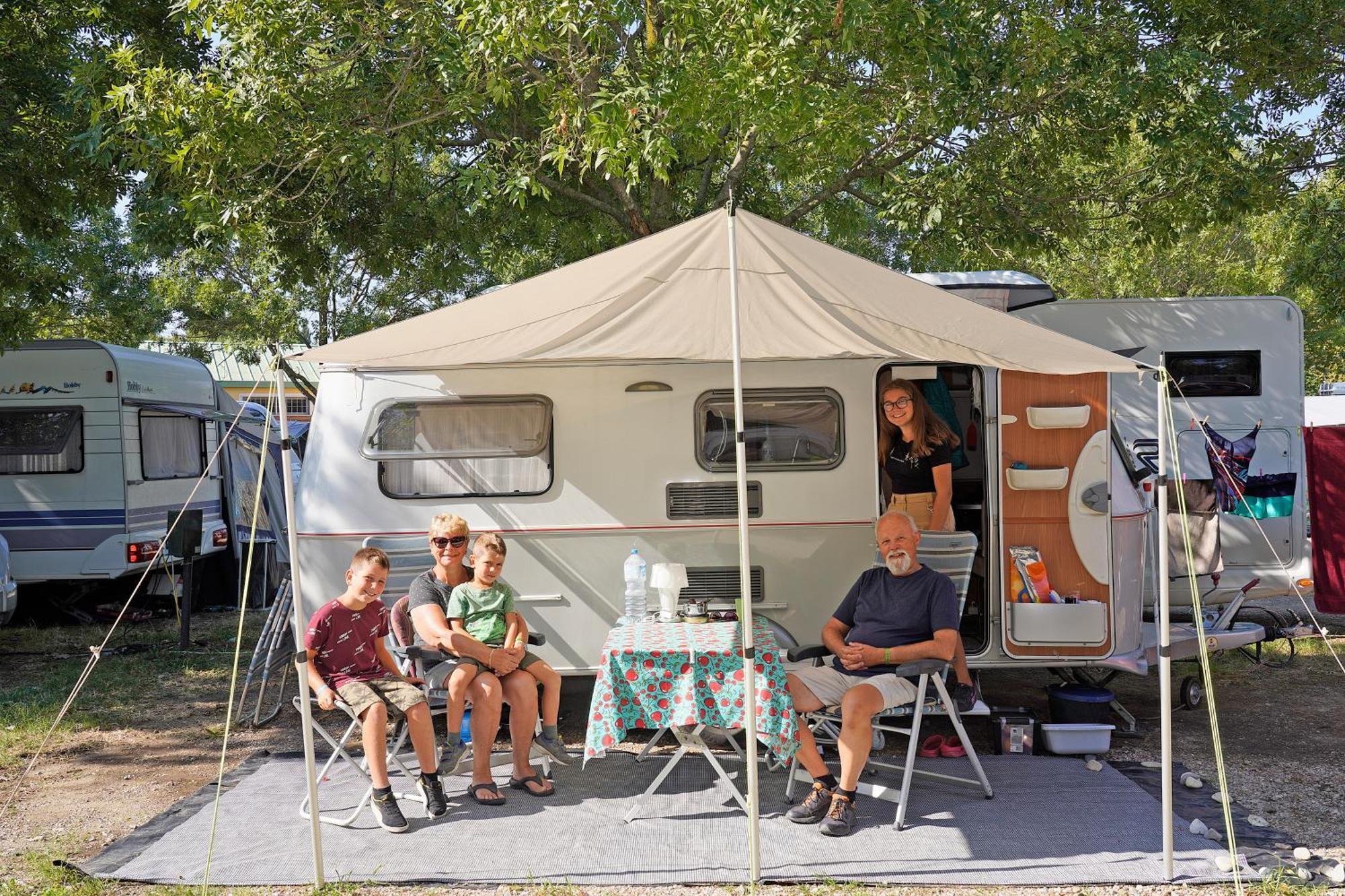 דסנזאנו דל גארדה San Francesco Camping Village מראה חיצוני תמונה